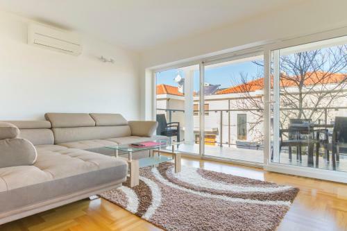 Villa Apartments Futura