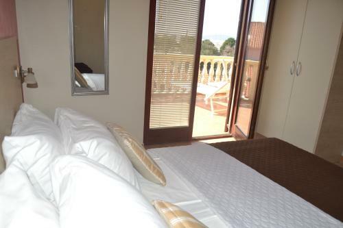 Hostal Apartments & Rooms Kustura
