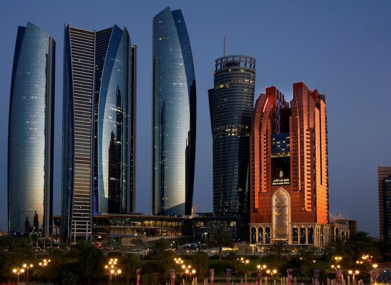 Bab Al Qasr Hotel