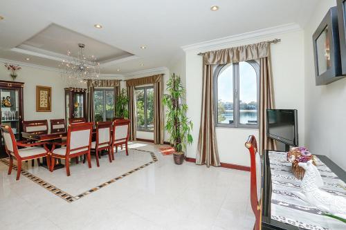 Kennedy Towers - Frond C Villa