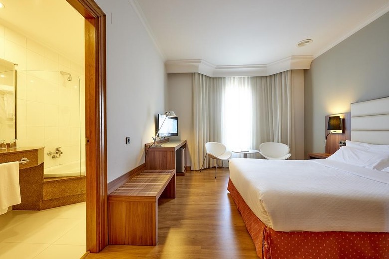 Hotel TRYP Los Galeones