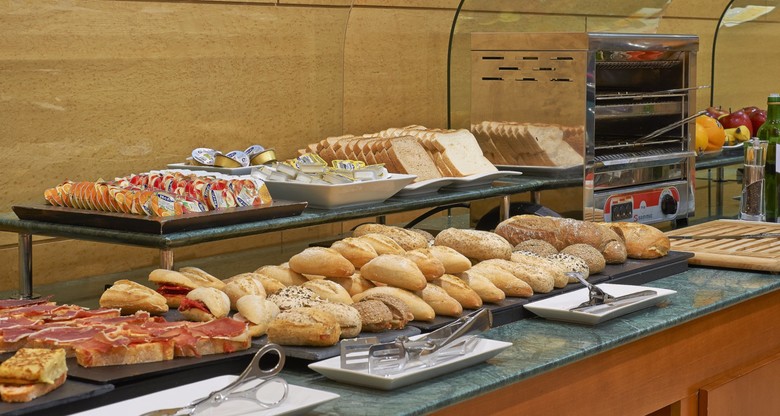 Hotel NH Sport