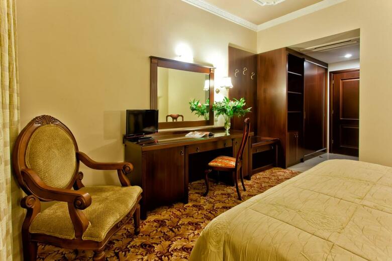 Hotel Kouros