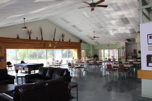 Verde Valley Lawn Cottage 12