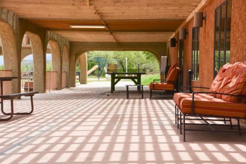 Verde Valley Canyon View Cottage 3