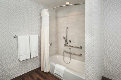Hotel Hilton Garden Inn Burbank Downtown, Ca