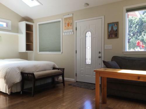 Amitabha Wine Country Cottage