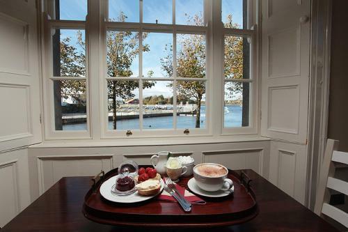 Bed & Breakfast Corrib House Guest Accommodation
