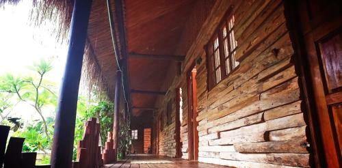 Hostal Barefoot In Barra