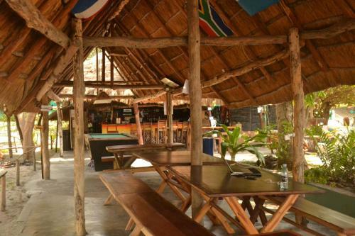 Hotel Baobab Beach Resort And Backpackers