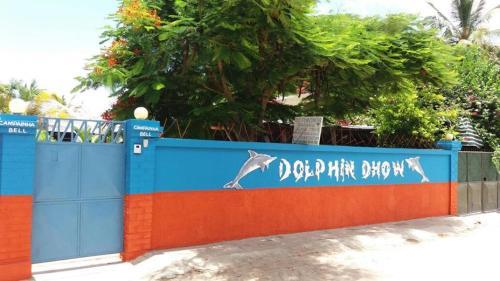 Lodge Dolphin Dhow Safaris
