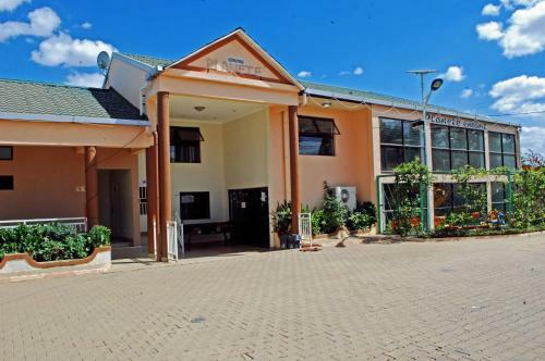 The Big 5 Hotel, Lodge & Camp