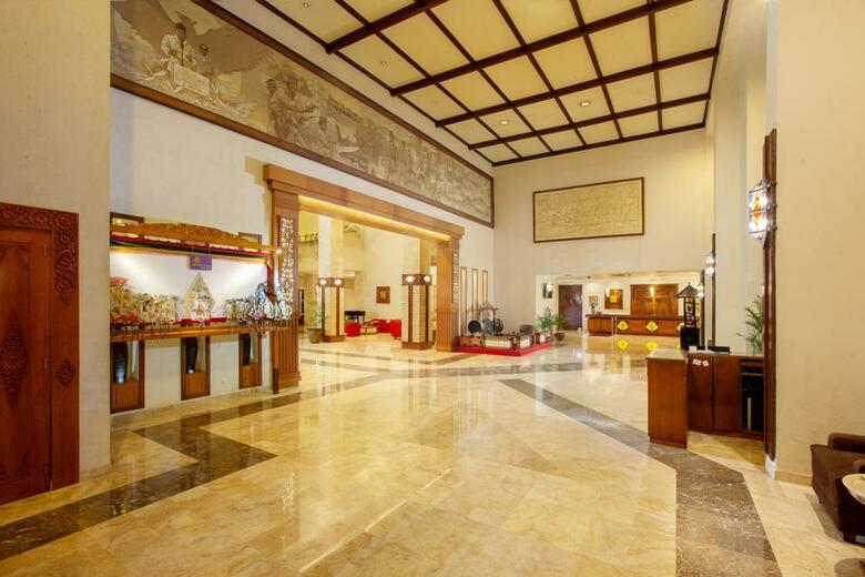 Inna Garuda Hotel & Convention & Business