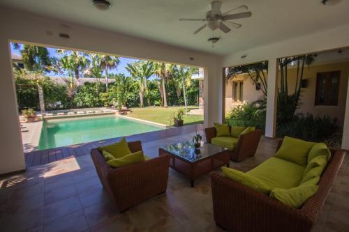 Luxury Villas At Sea Horse Ranch
