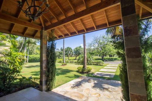 Luxury Villas At Sea Horse Ranch