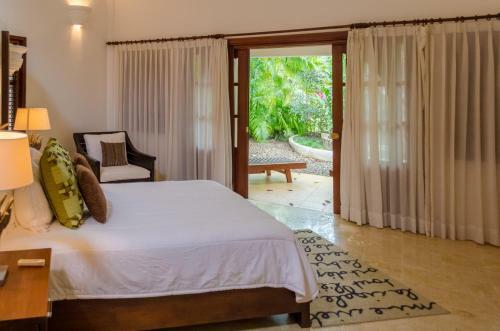 Luxury Villas At Sea Horse Ranch