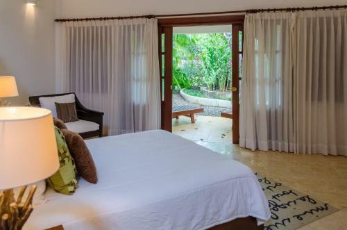 Luxury Villas At Sea Horse Ranch