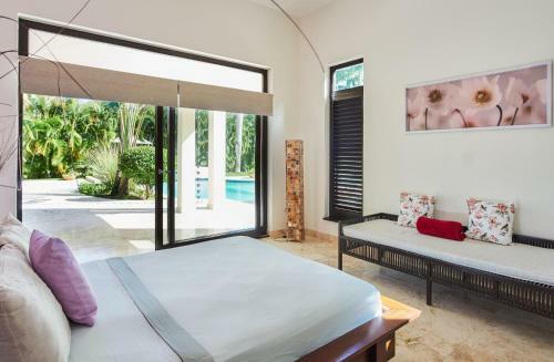 Luxury Villas At Sea Horse Ranch
