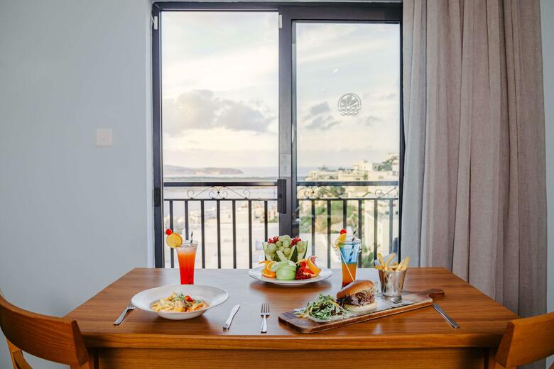 Hotel Pergola Club