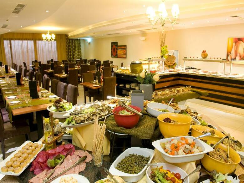 Hotel Pergola Club