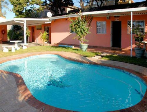 Lodge L'veeze
