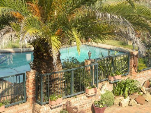 Hostal Ladybrand Guest House