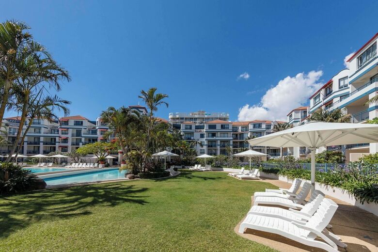 Hotel Oaks Calypso Plaza Resort