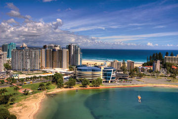 Hotel Outrigger Twin Towns Resort