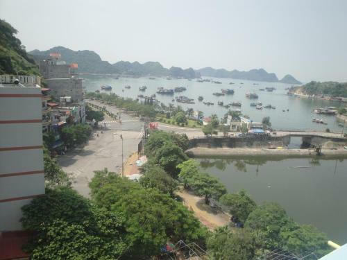 Khanh Huyen Seaview Hotel
