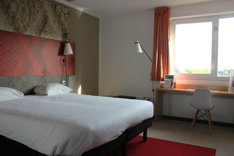 Hotel Ibis Mons Centre Gare