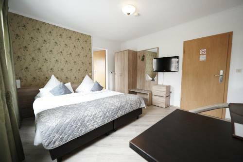 Hostal Hotel Garni Wurster Kroog