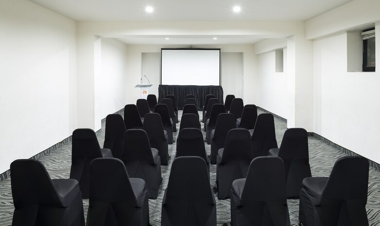 Hotel Real Inn Mexicali