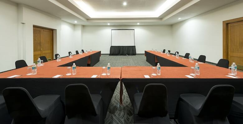 Hotel Real Inn Mexicali