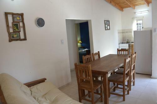 Posada Complejo De Caba�as Pach - Flo