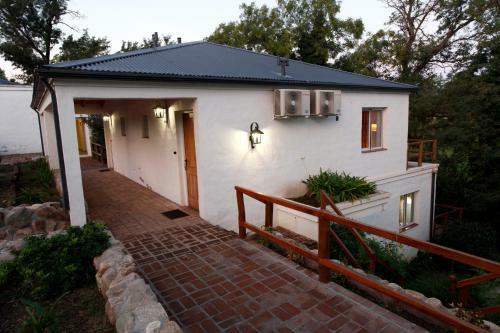 Lodge Acacias Country Club