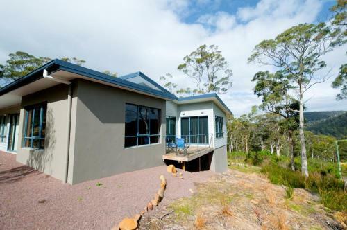 Hill Top Retreat Self Contained Accomodation