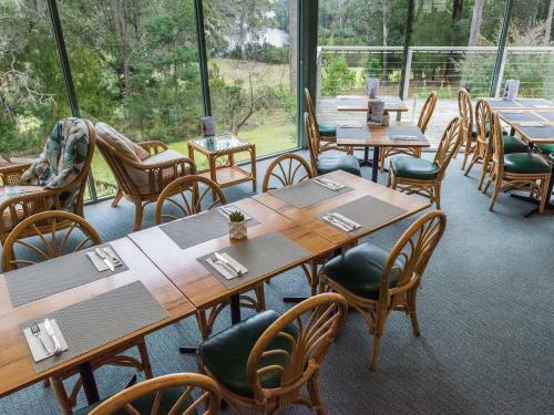 Hotel Gipsy Point Lodge & Cottages