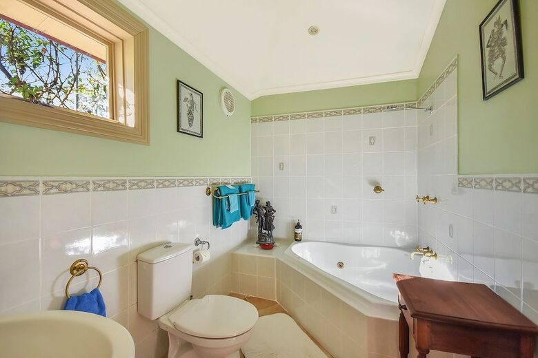 Bed & Breakfast Lurline House