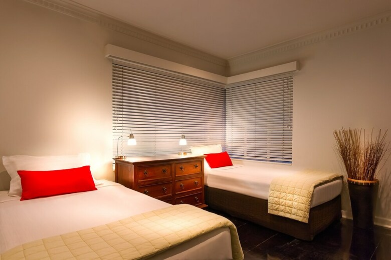 Crest On Barkly Serviced Apartments