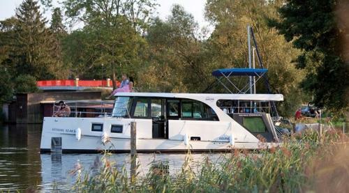 Kuhnle-tours Citymarina