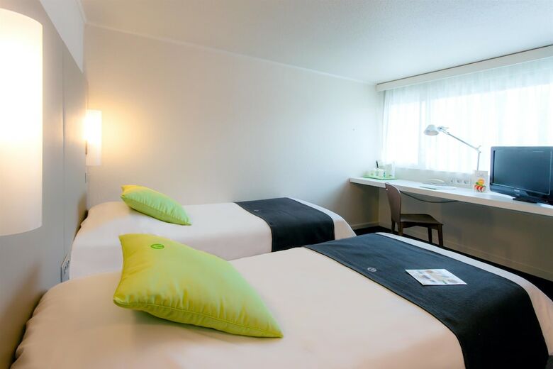 Hotel Campanile Dreux