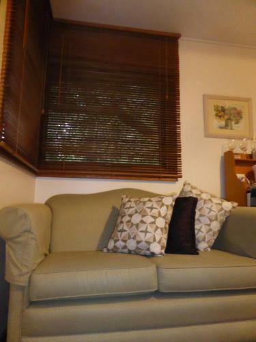 Aldgate Lodge Bed & Breakfast