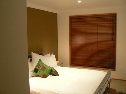 Waterfront Jervis Bay Escape Cooinda