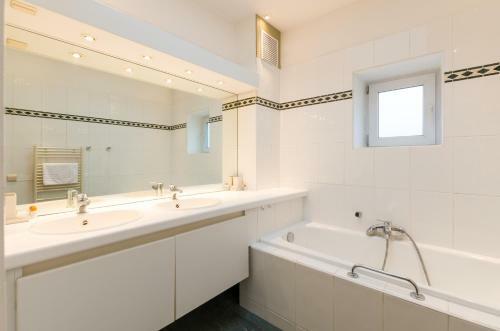 Apartamento 3 Bedroom Penthouse