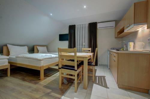 Motel Tihe Noci