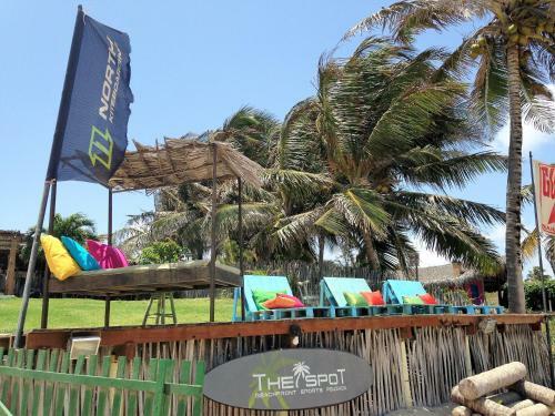 Posada The Spot - Beachfront Sports Pousada