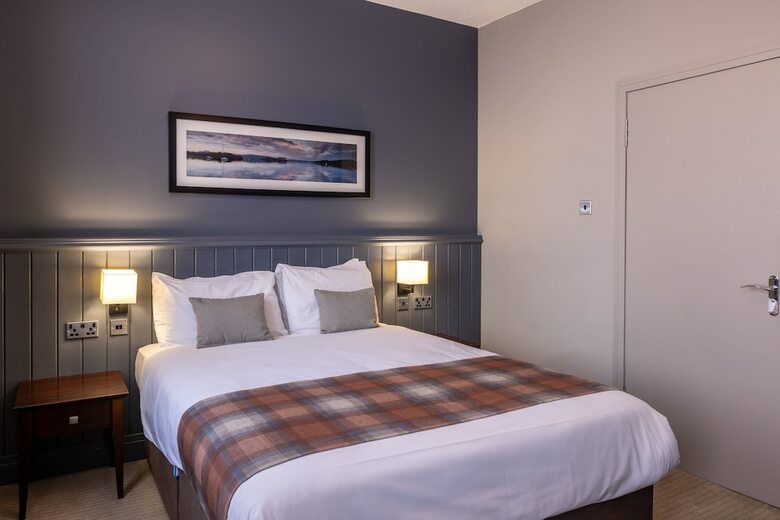 Rosslea Hall Hotel