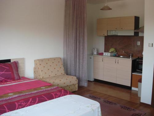 Apartments In Sunny Hill 3 Complex