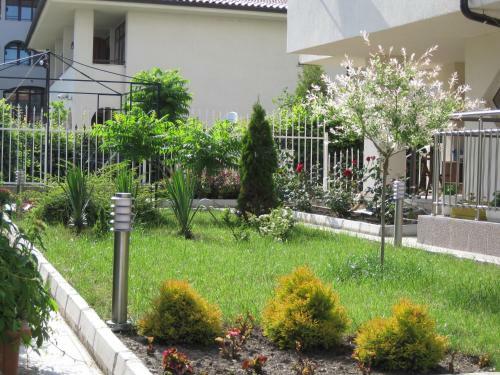 Apartments In Villa Maya