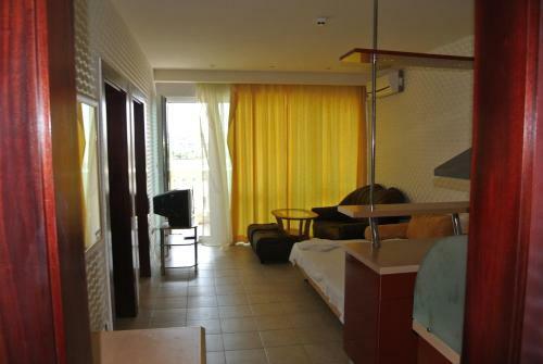 Miramar Front Beach Self Catering Apartments